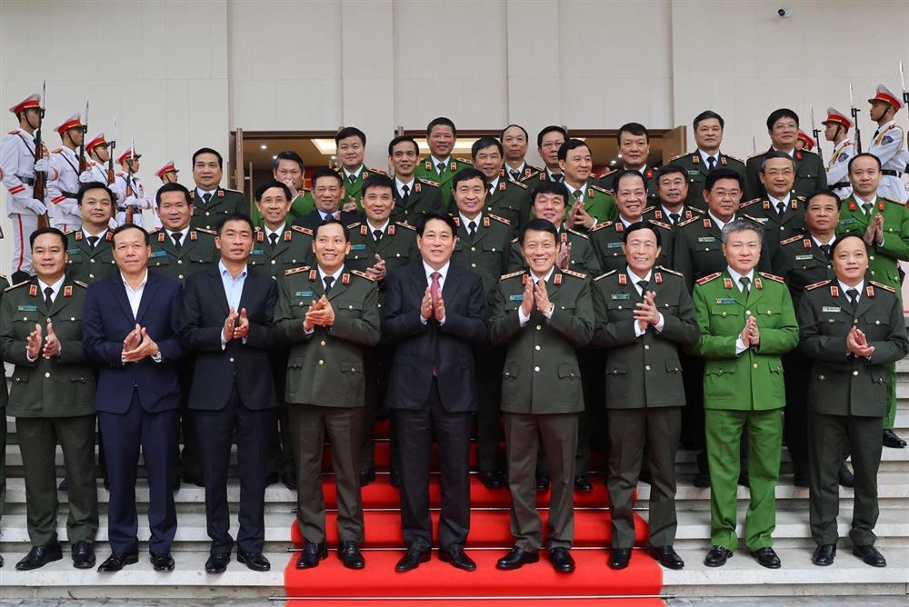 Bài viết của Chủ tịch nước Lương Cường “80 năm Công an Nhân dân Việt Nam cùng toàn dân trong sự nghiệp xây dựng và bảo vệ Tổ quốc”