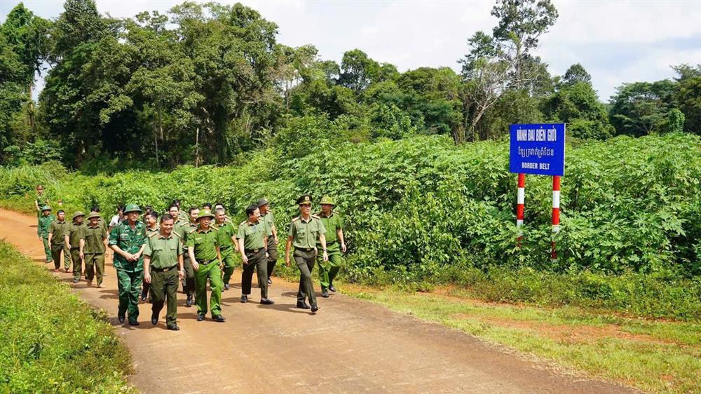 Quảng Ngãi: Công an tỉnh tăng cường kiểm tra, đảm bảo an ninh biên giới – tạo nền tảng cho phát triển kinh tế