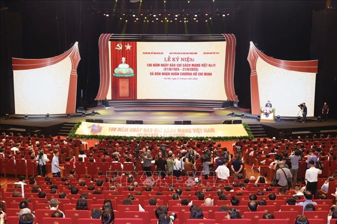 Lễ kỷ niệm trọng thể 100 năm ngày Báo chí cách mạng Việt Nam