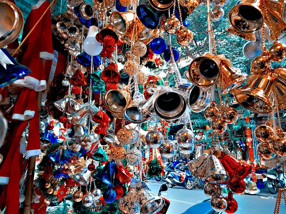 Hà Nội: Rực rỡ không khí Giáng sinh 2021