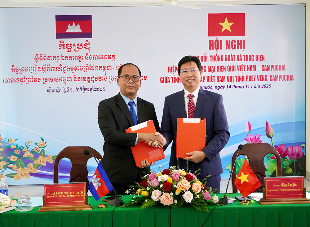 Đồng Tháp – Prey Veng ký kết thỏa thuận tạo thuận lợi vận chuyển hàng hóa: Tăng lực thông thương, thúc đẩy kinh tế biên giới phát triển bền vững