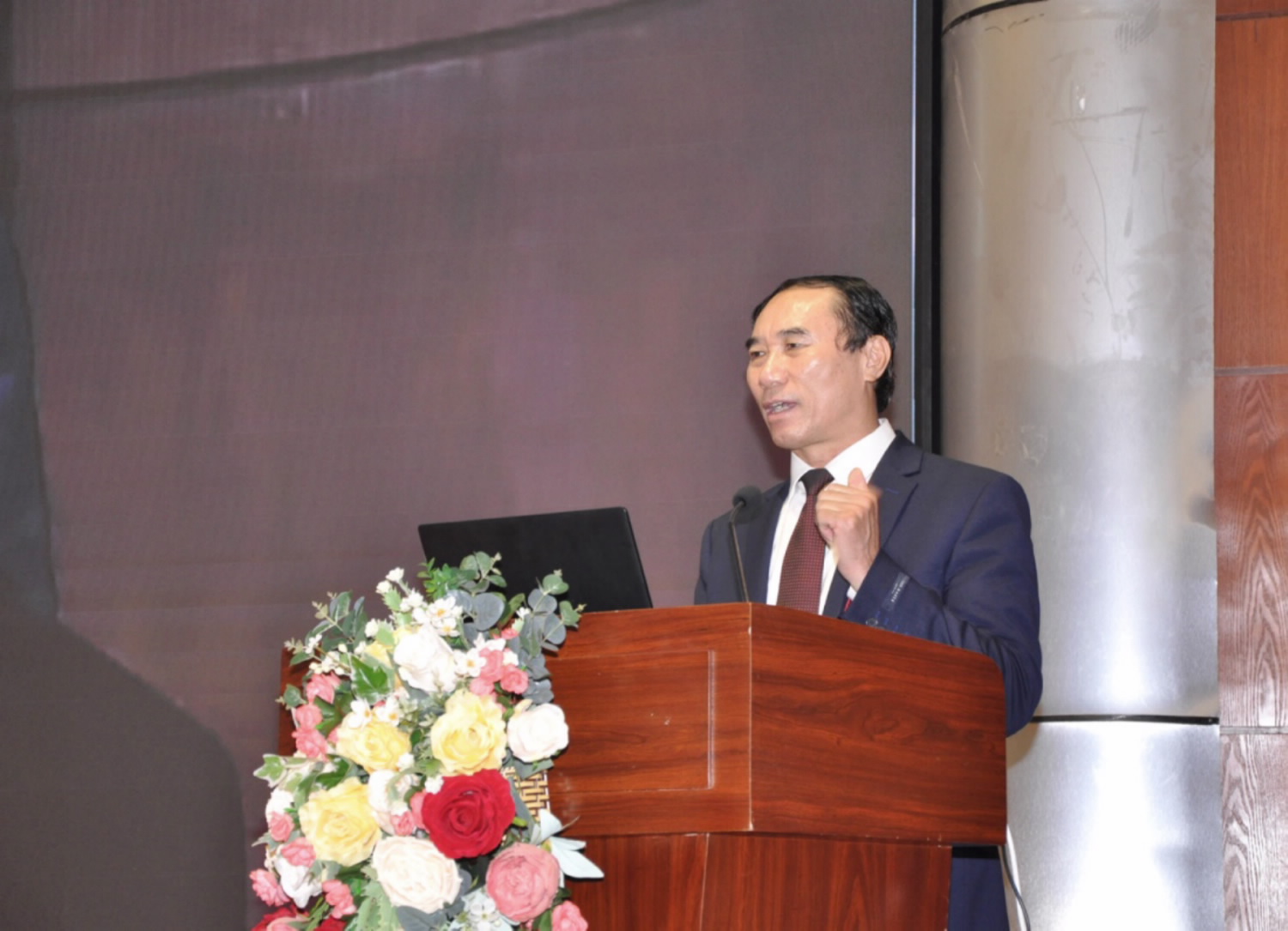 A Phung.jpg