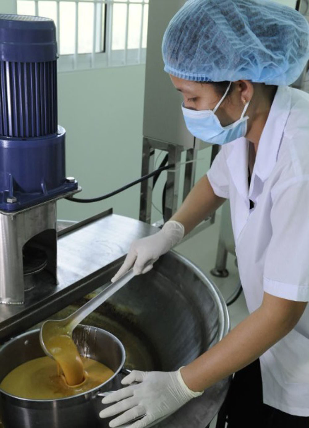 Mát xa hoa dừa, người phụ nữ Trà Vinh thu nửa tỷ mỗi tháng