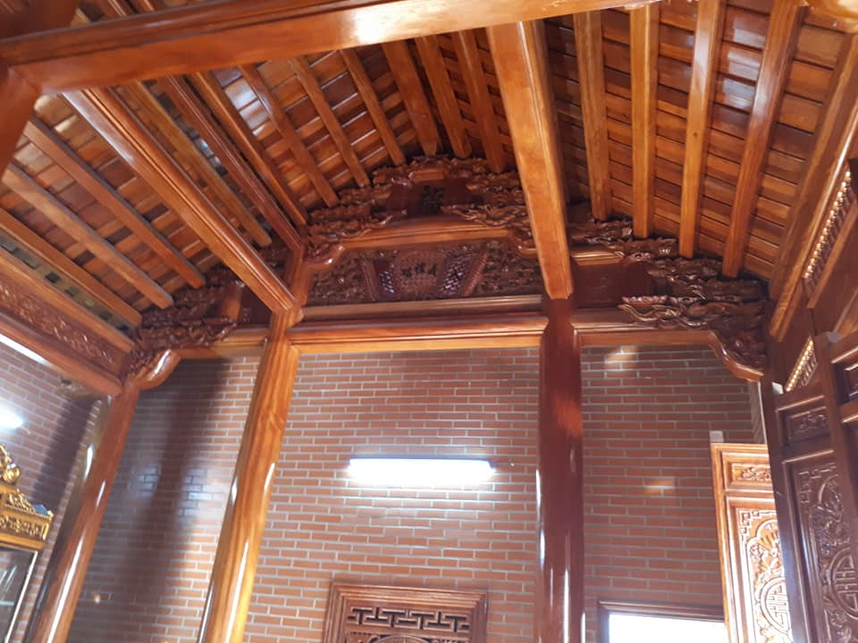 Hoàn thiện nhà gỗ từ đường