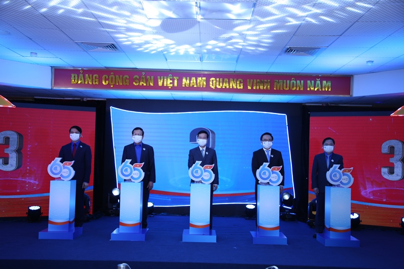 Hành trình “Tôi yêu Tổ quốc tôi” đồng hành cùng với 650 trẻ em mồ côi do dịch bệnh