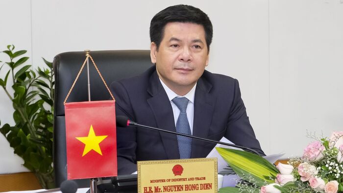 Bộ trưởng Bộ C&ocirc;ng Thương Nguyễn Hồng Di&ecirc;n.