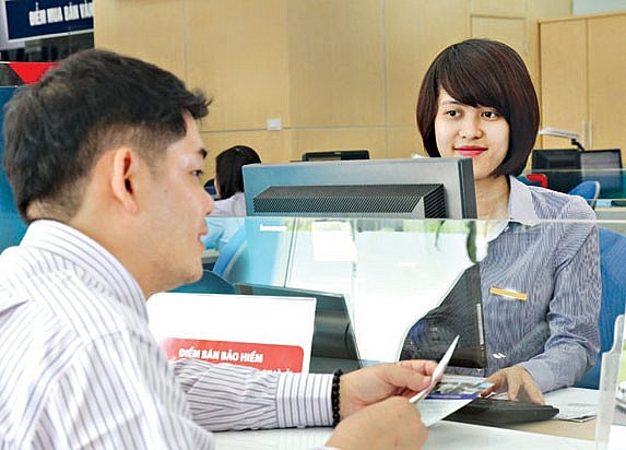 Quy định mới về siết chặt bán bảo hiểm qua ngân hàng 