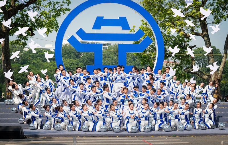 Kỷ niệm 70 năm giải phóng Thủ Đô: Niềm tự hào dân tộc, khát vọng hoà bình và thịnh vượng