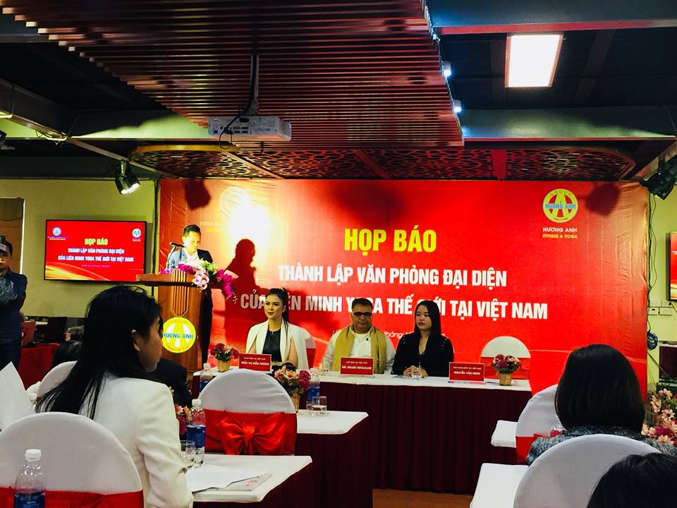 Ông Nguyễn Văn Minh – Phó giám đốc Trung tâm Hương Anh Fitness & Yoga phát biểu tại họp báo