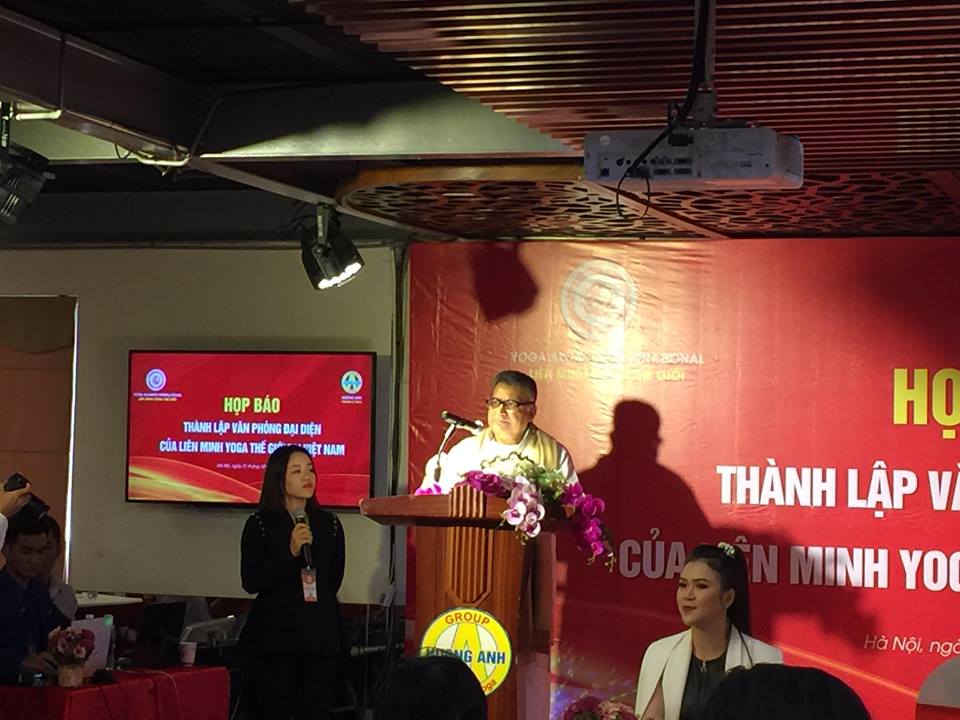 Ngài Swami Vidyanand - Chủ tịch Liên minh Yoga thế giới