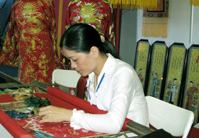 Trăn trở thương hiệu làng nghề