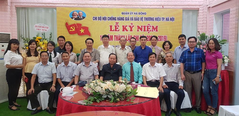 Chi bộ Đảng Hội Chống hàng giả và bảo vệ thương hiệu TP. HÀ NỘI kỷ niệm 10 năm thành lập