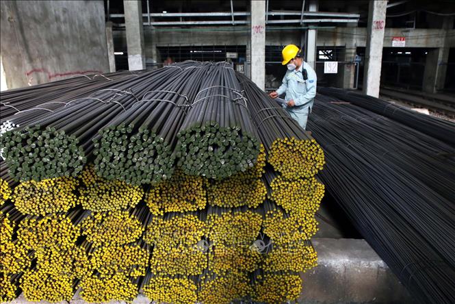Gia hạn áp dụng biện pháp phòng vệ thương mại đối với thép nhập khẩu