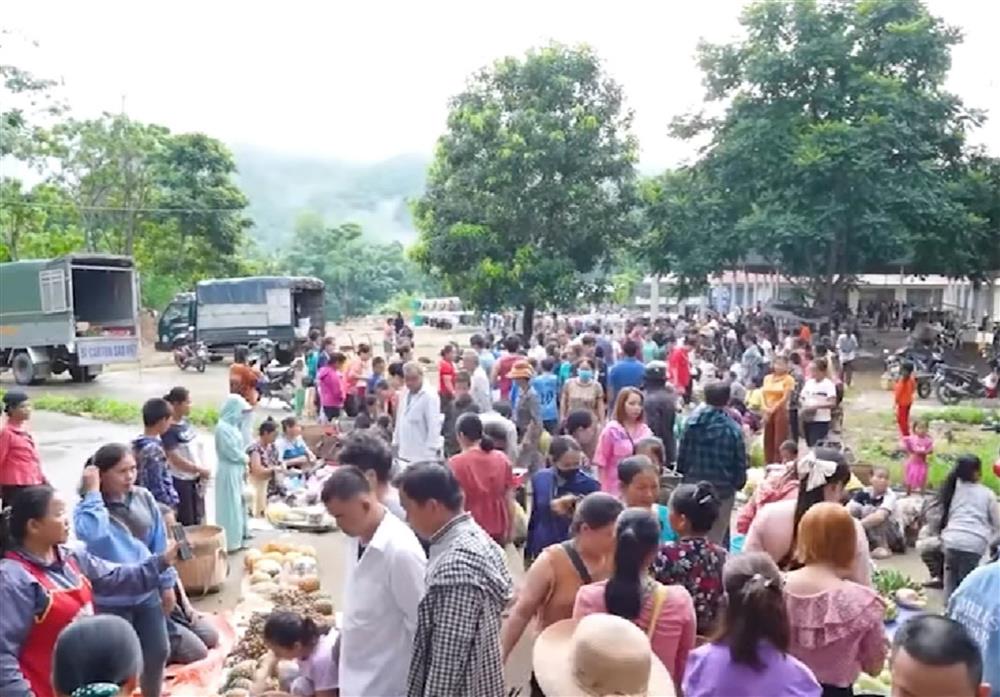 Đồng Kíp mất giá và sự tác động đến hoạt động thương mại biên giới Việt Nam – Lào. 