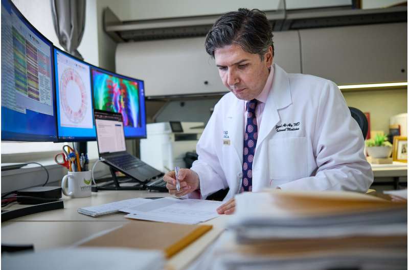 Tái nhiễm COVID-19 làm tăng nguy cơ suy nội tạng, tử vong