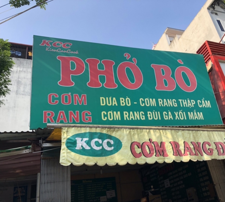 Hệ thống phở KCC chưa đảm bảo an toàn vệ sinh thực phẩm và công tác phòng cháy chữa cháy?