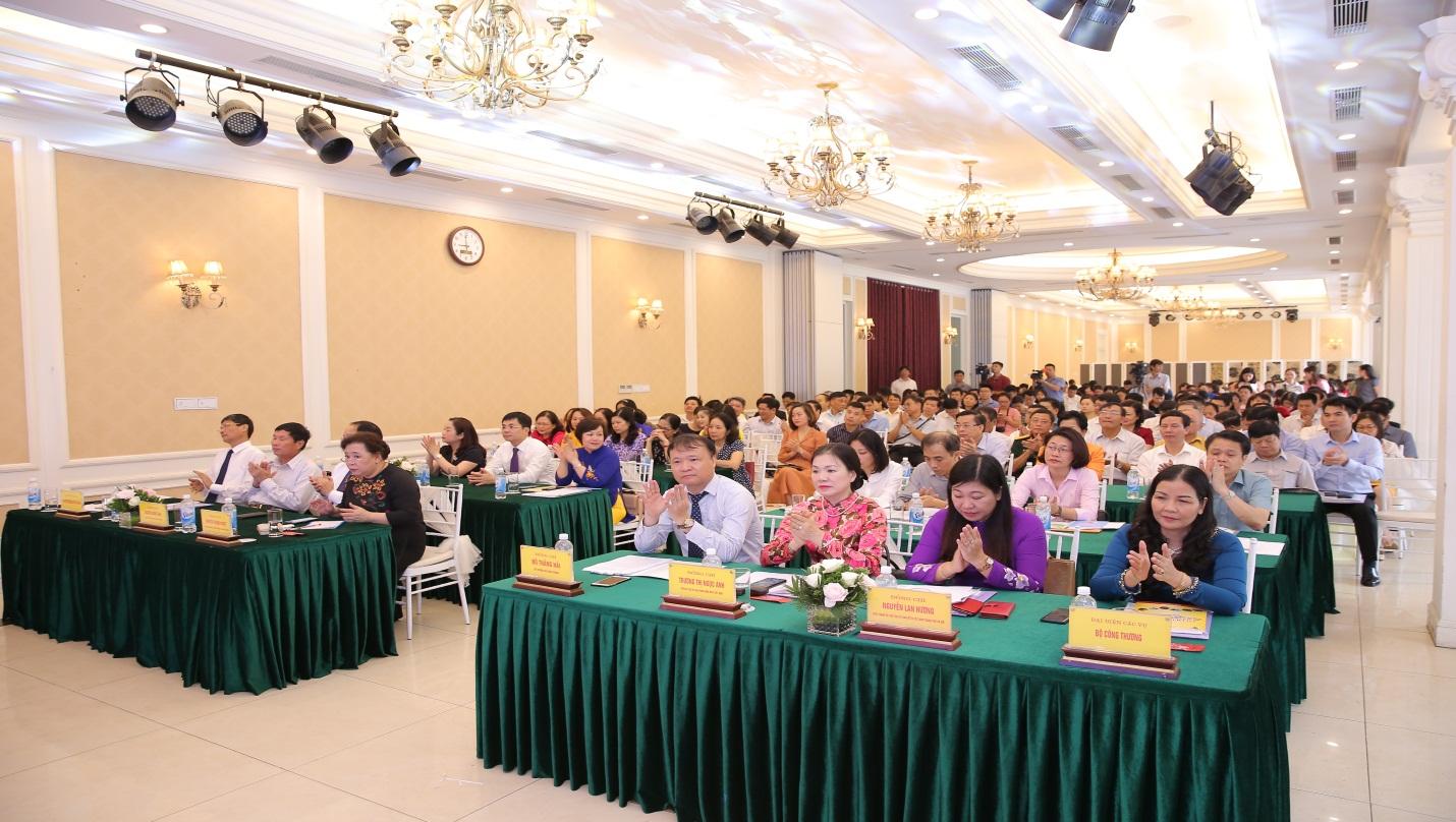 C:\Users\admin\Desktop\ảnh hoi trương.jpg