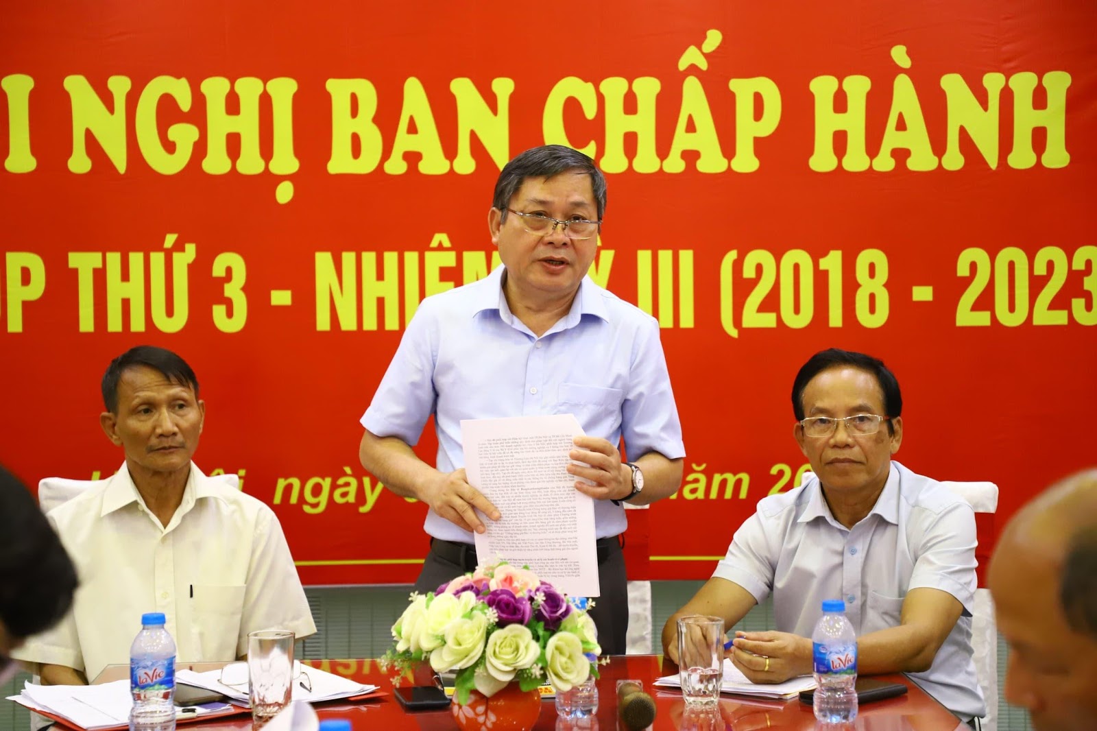 C:\Users\admin\Desktop\Bác Thìn.jpg