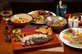 Kinh nghiệm kinh doanh nhà hàng mô hình nhỏ nhưng thành công lớn