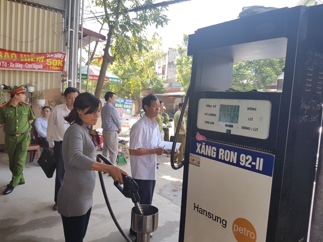 Tập trung thanh tra các mặt hàng xăng dầu, ảnh hưởng đến sức khỏe người tiêu dùng