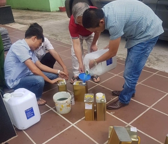 Khởi tố thêm 2 bị can trong vụ hơn 2 triệu lít xăng A92 giả