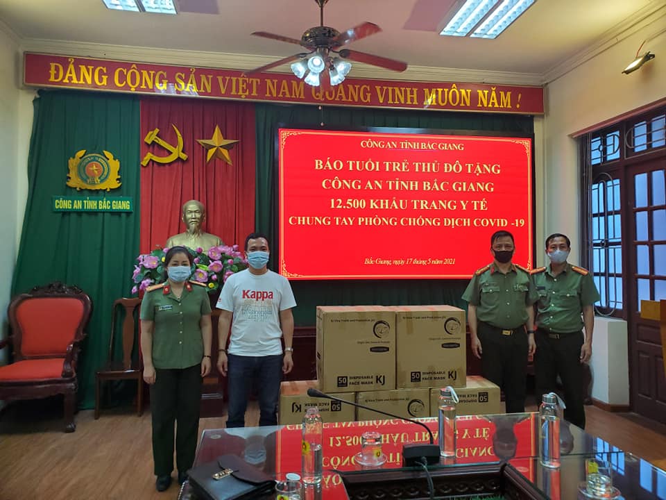 Mặt trận giữa thời bình: Những “chiến sĩ” không mang súng