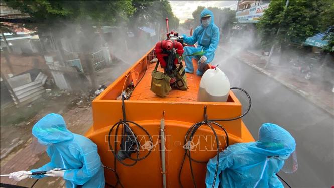 Bà Rịa-Vũng Tàu: Sáng kiến cải tiến xe bồn thành xe phun tiêu độc khử trùng