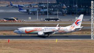 China Eastern Airlines hạ cánh 223 máy bay Boeing 737-800