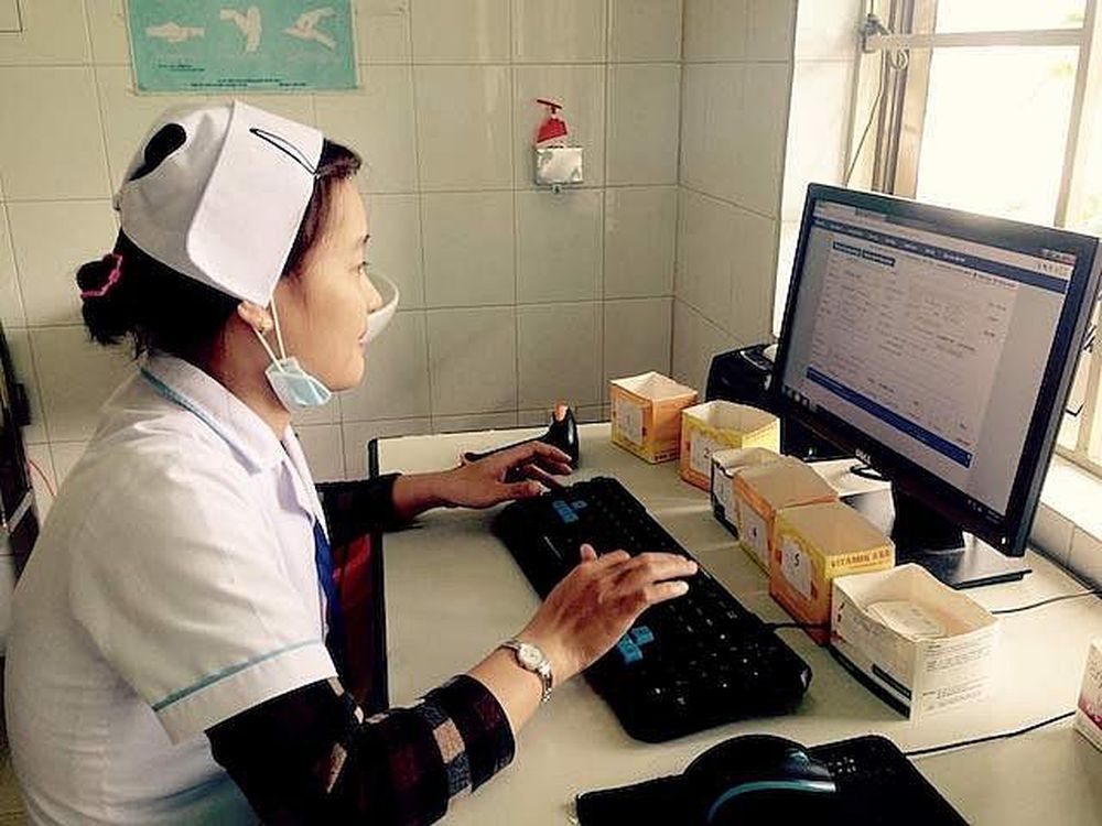 Trước 01/12/2022, bệnh viện, phòng khám phải kê đơn thuốc điện tử