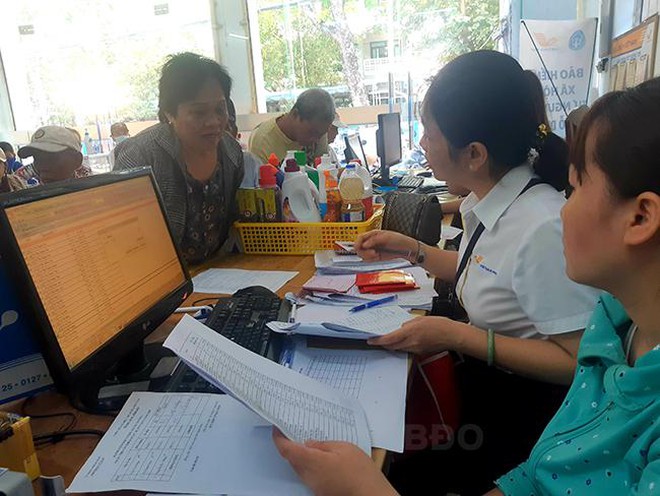 Năm 2022 mức lương hưu và tuổi hưu được điều chỉnh như thế nào? 