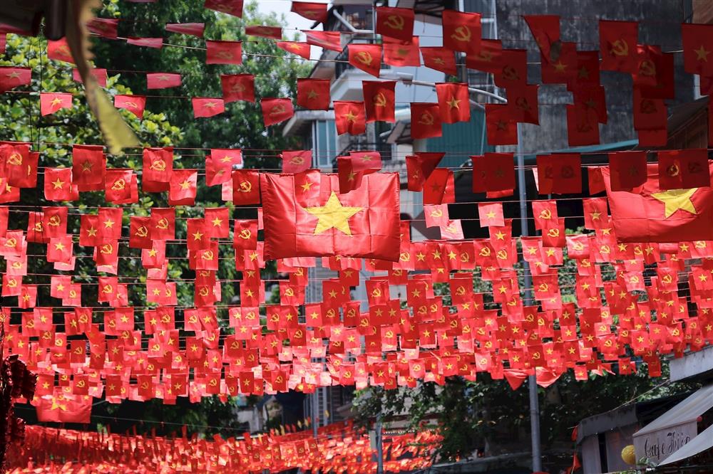 Tự hào 02/09/1945 - 02/09/2025: Cựu chiến binh và nhân dân cả nước hướng về Thủ đô