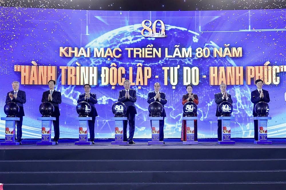 Tổng Bí thư Tô Lâm dự khai mạc Triển lãm 