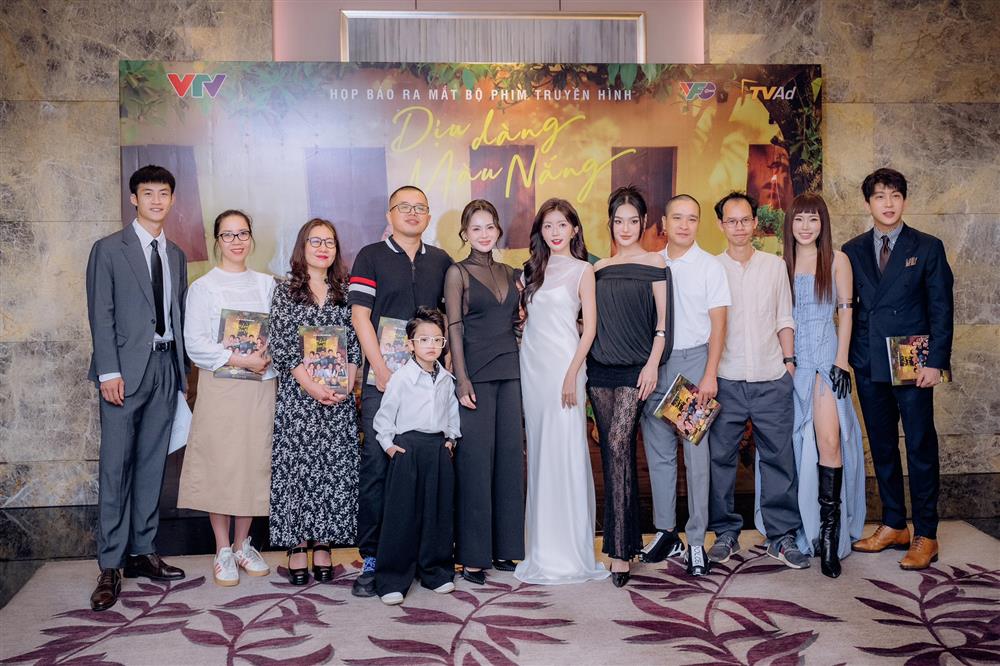 Diễn xuất cảm động của diễn viên Nhí trong 