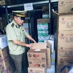 Trên 8 tạ nguyên liệu chế biến trà sữa không rõ nguồn gốc bị QLTT Bình Dương thu giữ